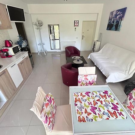 City Park Residence كونستانتا المظهر الخارجي الصورة