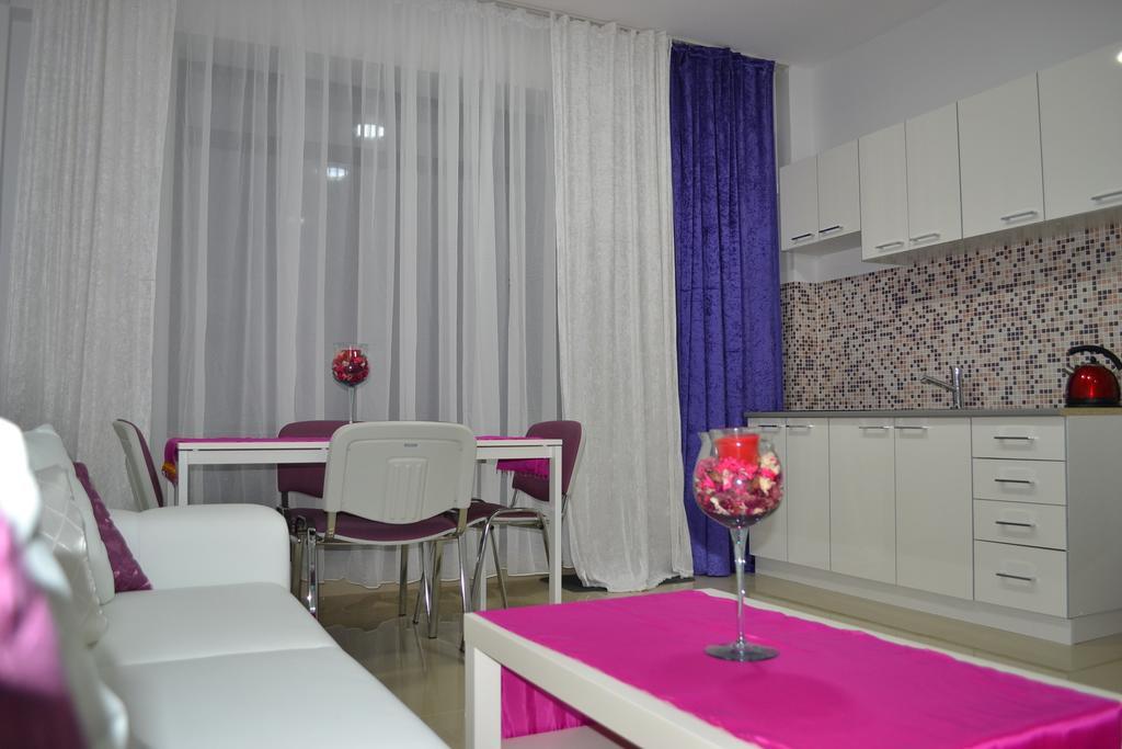 City Park Residence كونستانتا الغرفة الصورة
