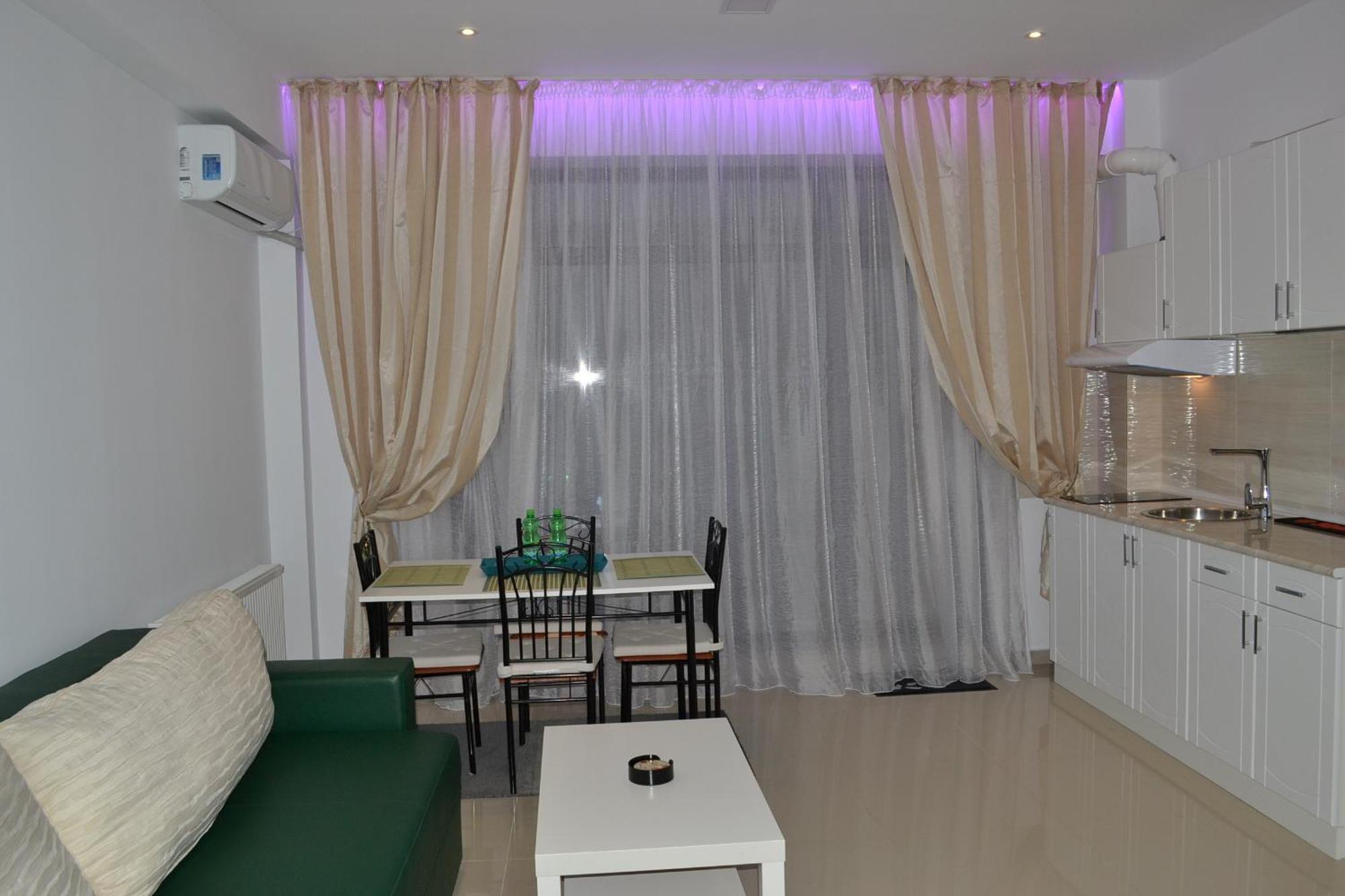 City Park Residence كونستانتا الغرفة الصورة