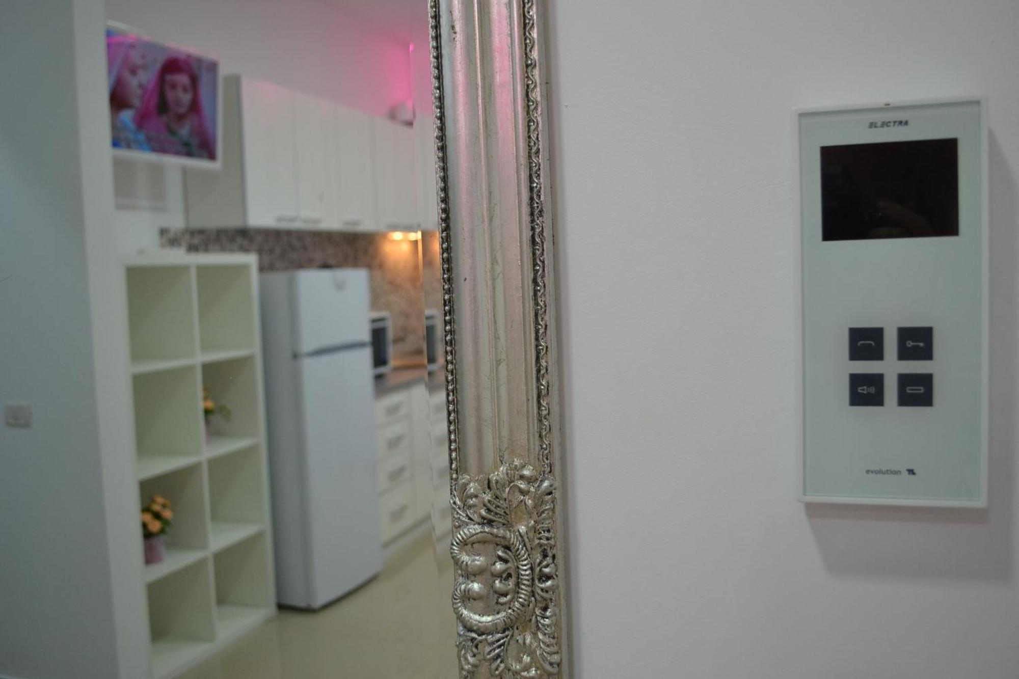 City Park Residence كونستانتا الغرفة الصورة