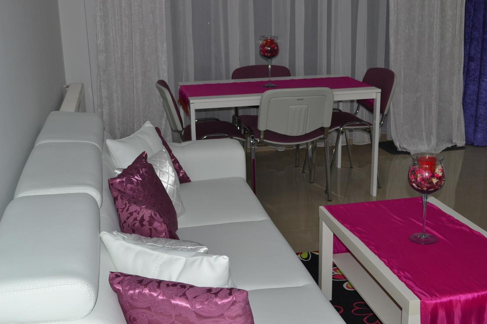 City Park Residence كونستانتا الغرفة الصورة